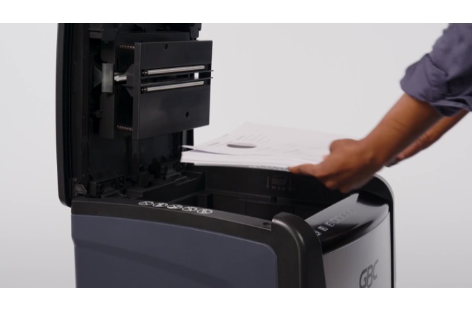 GBC AutoFeed+ Small Office Shredder, 230M, Micro-Cut, 230 Sheets